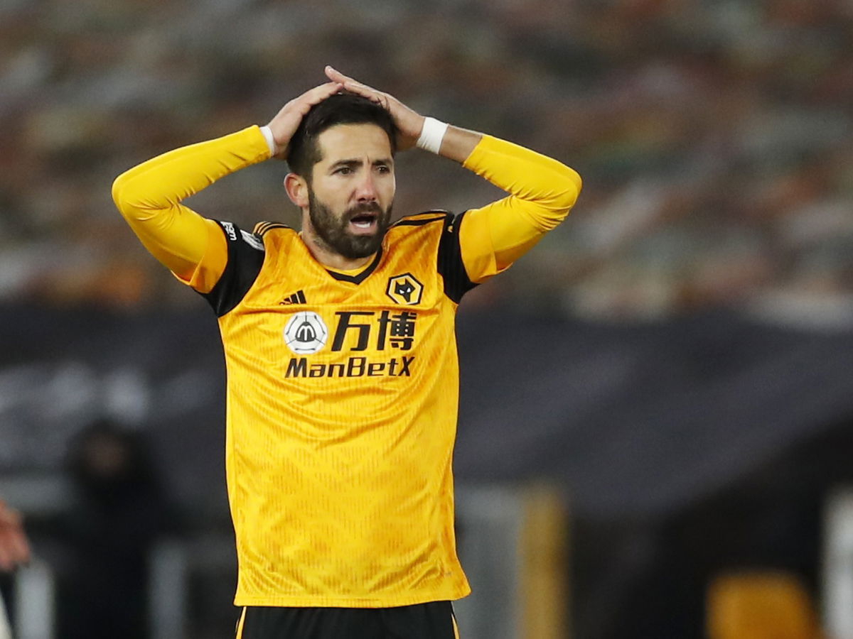 Wolves: Alex Crook makes Joao Moutinho contract claim - Follow up