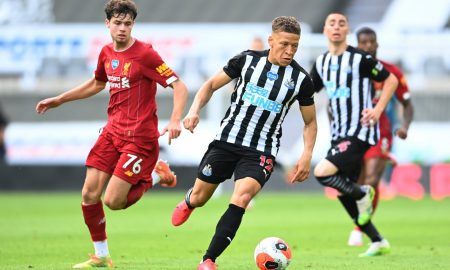 dwight-gayle-in-action-for-newcastle