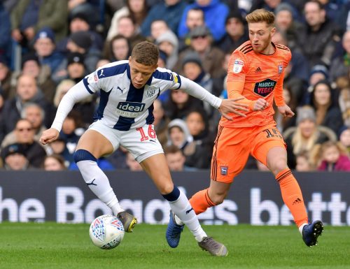 dwight-gayle-in-action-for-west-brom
