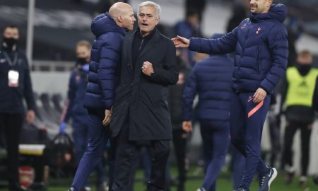jose mourinho celebrates tottenham win over arsenal