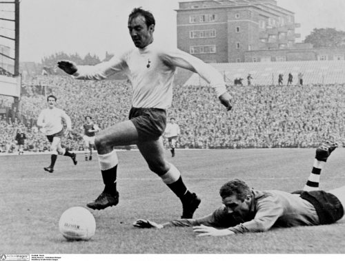 tottenham announce jimmy greaves mbe.