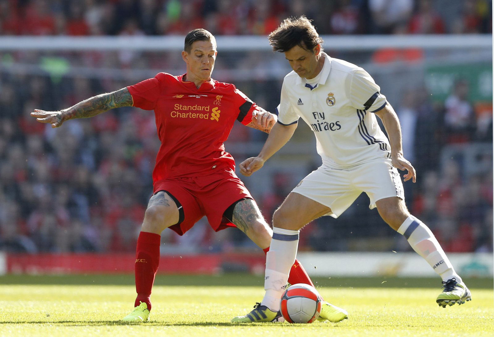 Liverpool: Fans flock to tweet about Agger - Liverpool