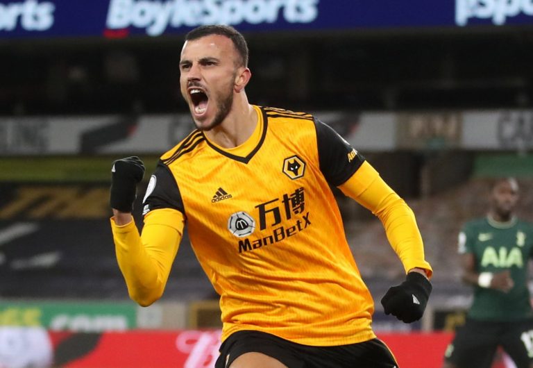 Wolves: Fans react to Romain Saiss contract news