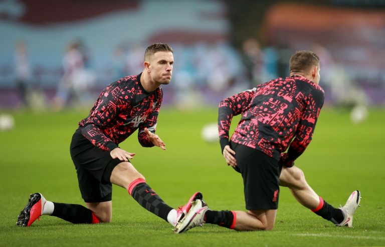 Liverpool: Fans not impressed with Jordan Henderson during Aston Villa clash