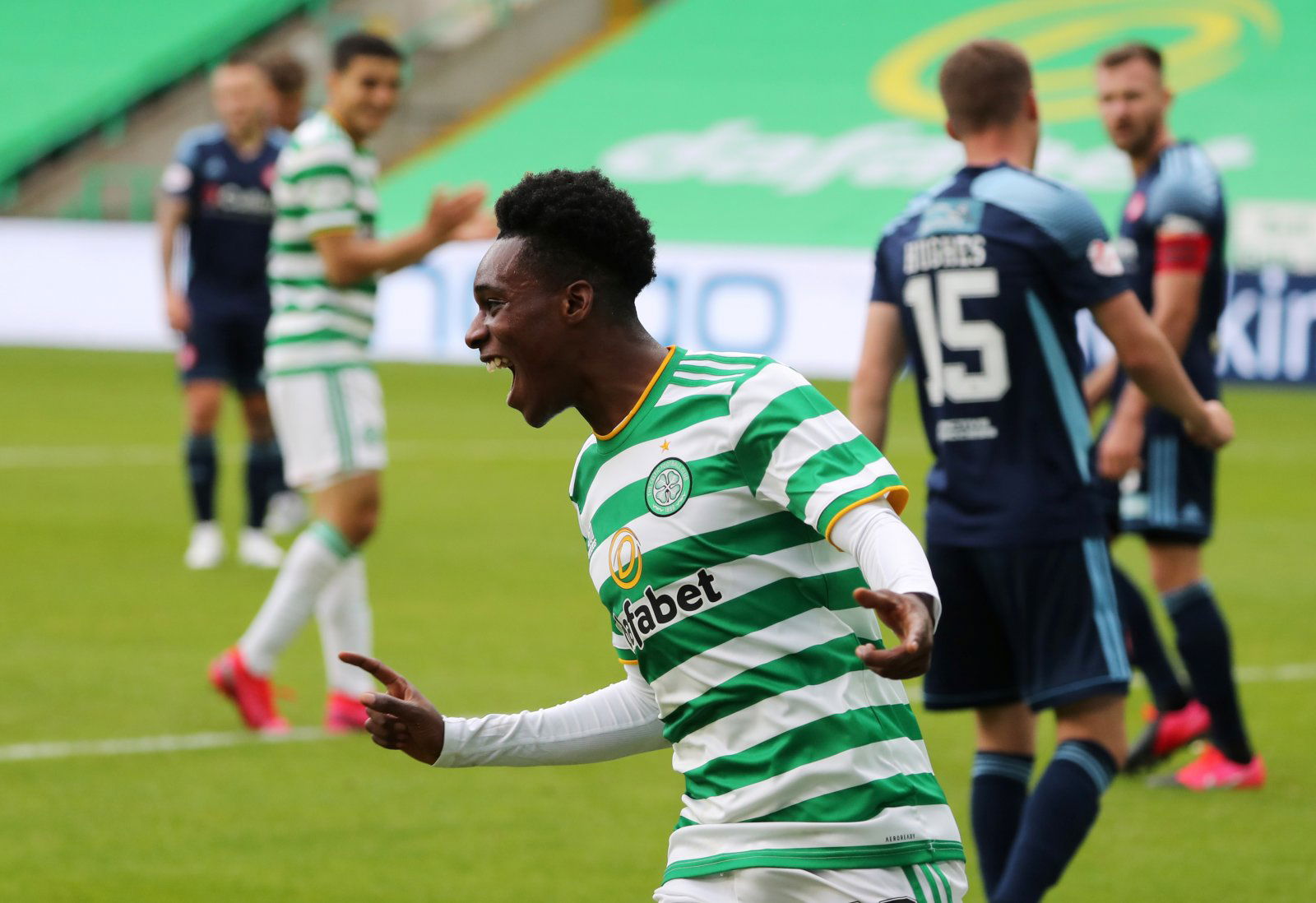 Celtic: Alan Hutton rips into Frimpong after ‘shock’ move - Celtic Transfer Rumours