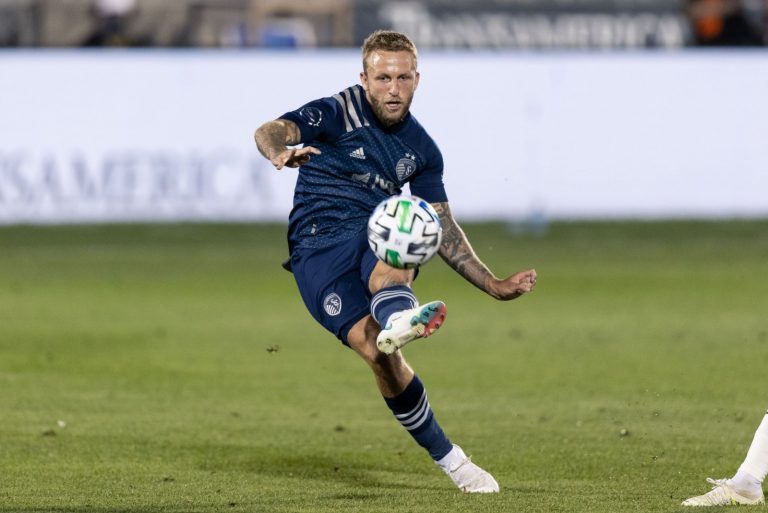 Celtic: Johnny Russell aspires to represent hometown club before retirement