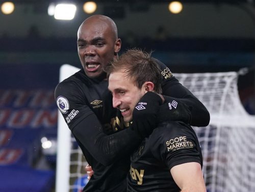 craig-dawson-celebrating-vs-crystal-palace