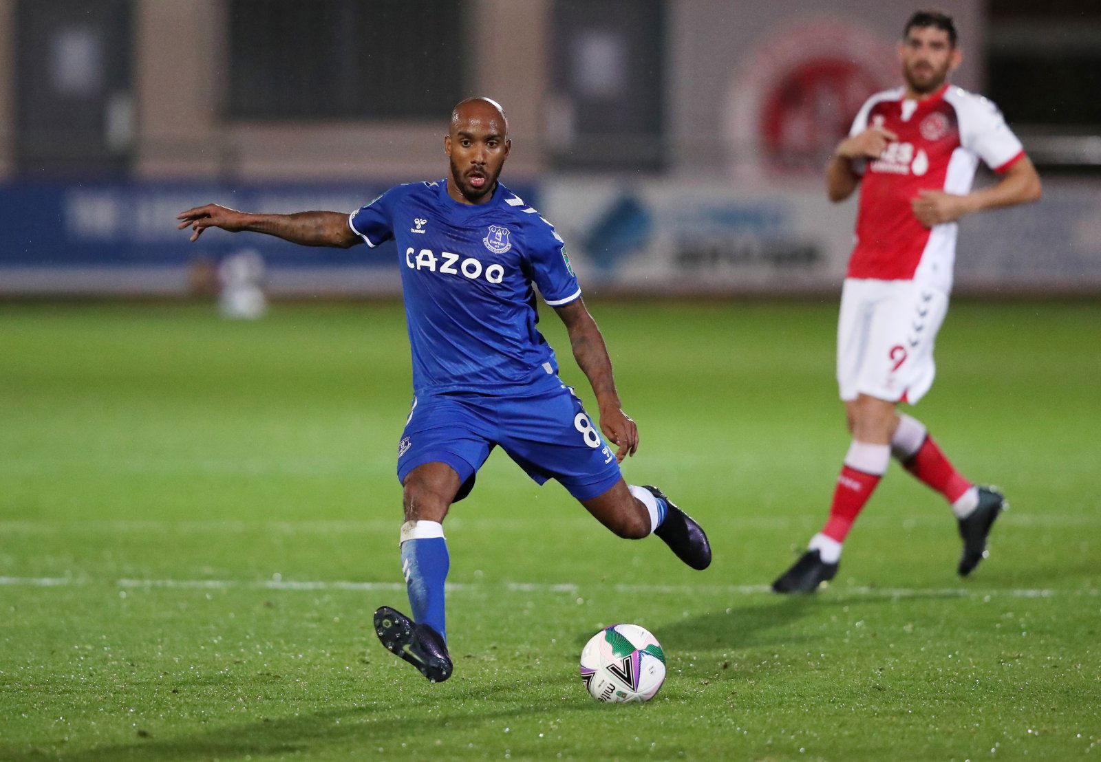 Everton: Fans slam Delph - Everton News