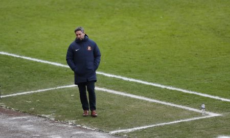 lee-johnson-vs-doncaster