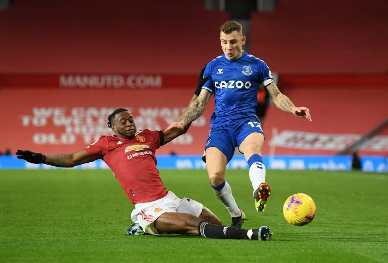 Everton: Fans critical of Lucas Digne