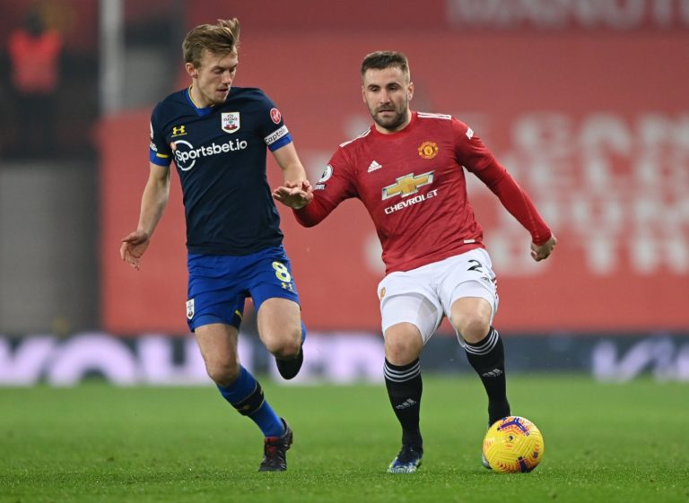 Southampton: Fans hammer Luke Shaw tweet