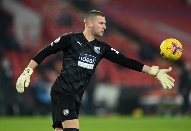 Tottenham Hotspur: Alan Hutton urges Spurs to sign Sam Johnstone