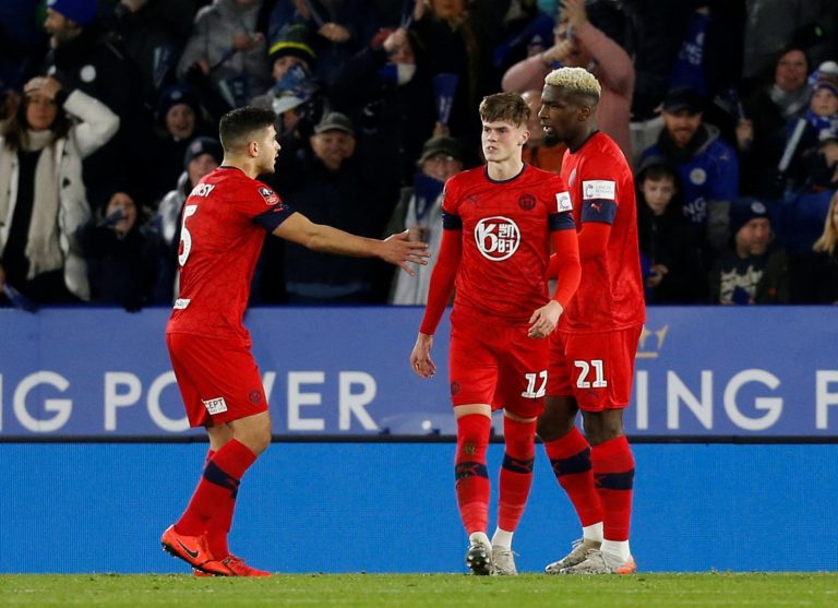 Sheffield Wednesday: Club could move for Tom Pearce