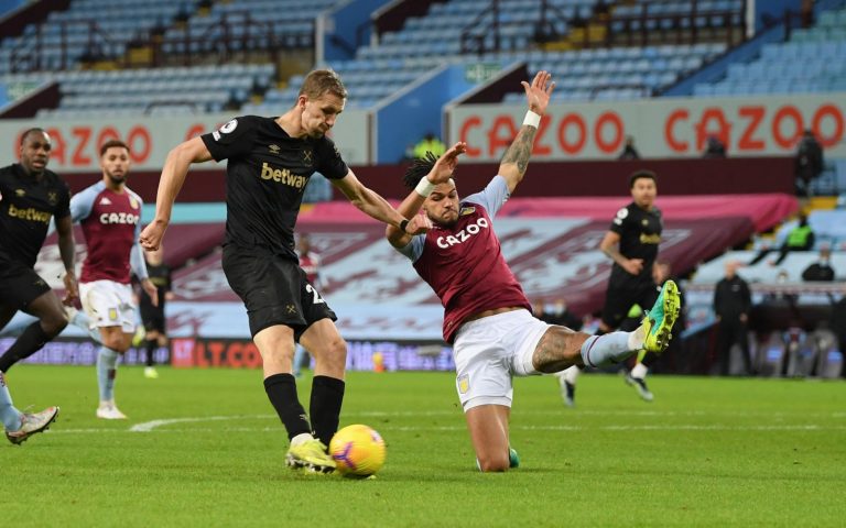 West Ham United: Danny Mills sends warning to Irons after Tomas Soucek contract development
