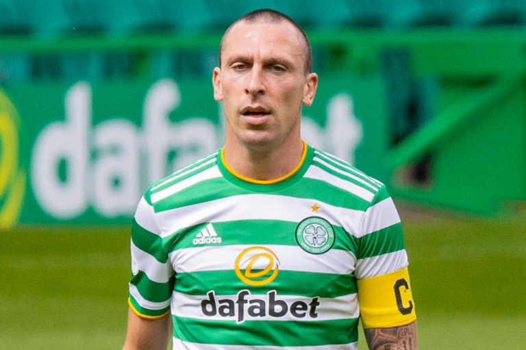 Celtic: Alan Hutton not impressed with Scott Brown’s remarks after Ross County defeat