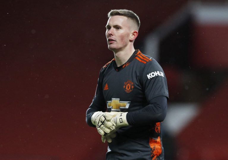 tottenham lead race to sign dean henderson with borussia dortmund