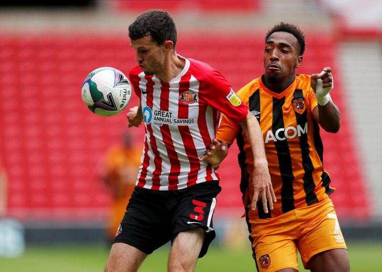Sunderland: Fans hit out at Tom Flanagan