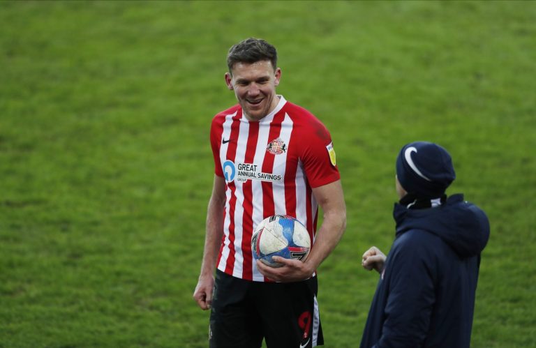 Sunderland: Fans react to club’s post regarding Charlie Wyke