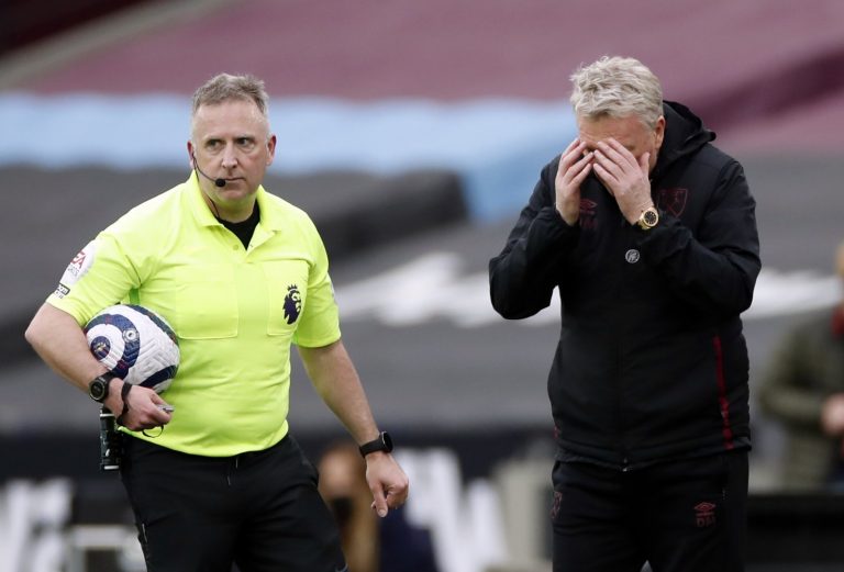 West Ham United: Mark Halsey offers verdict on controversial Jonathan Moss call