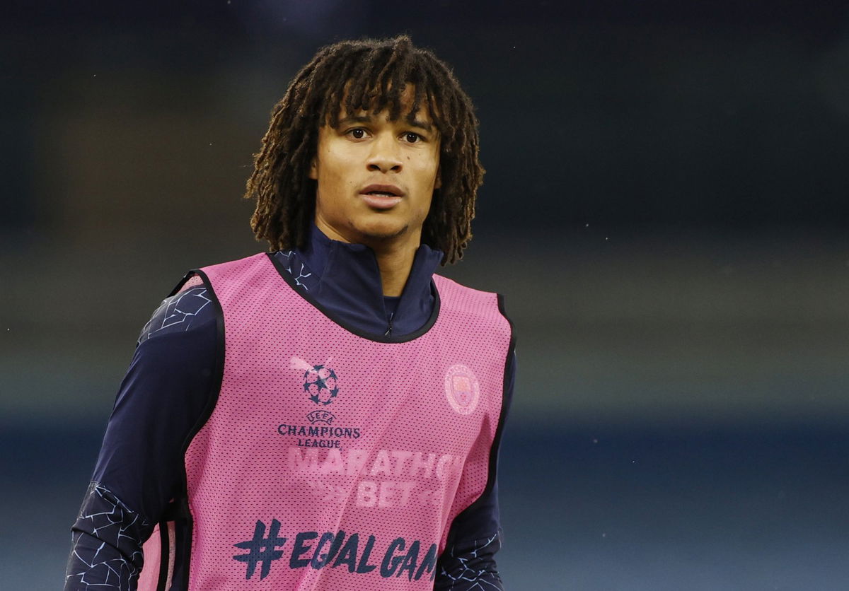 Manchester City: Fans fume as defenders miss training - Manchester City