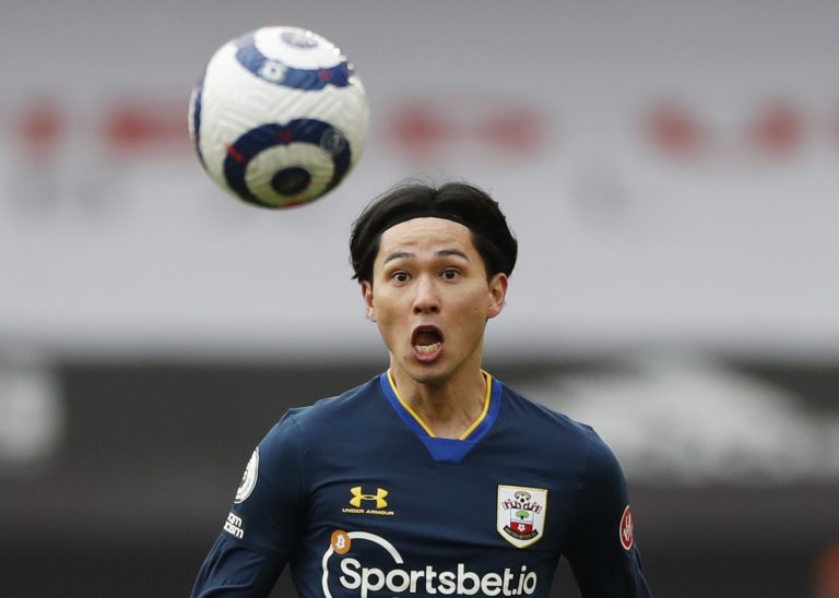 takumi-minamino-in-action-vs-sheffield-united
