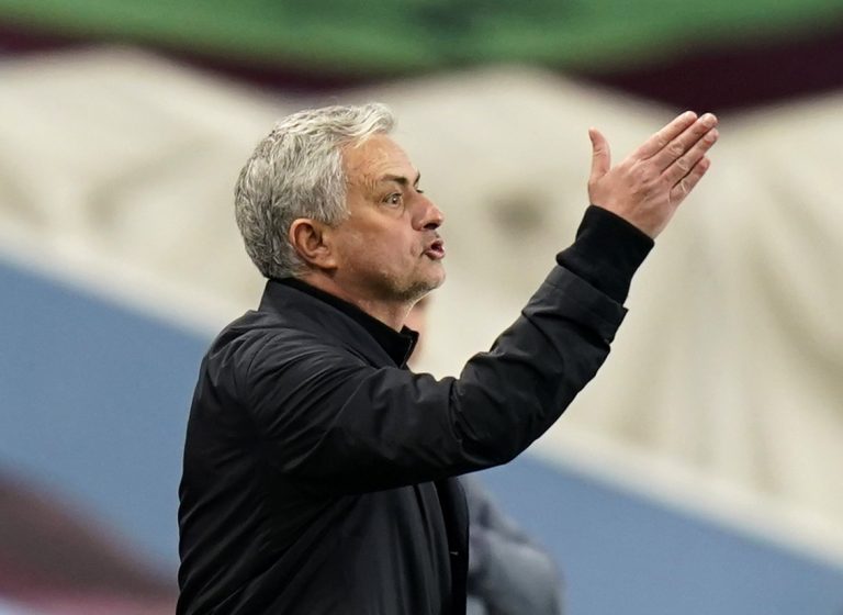 Tottenham Hotspur: Alan Hutton blown away by Jose Mourinho announcement