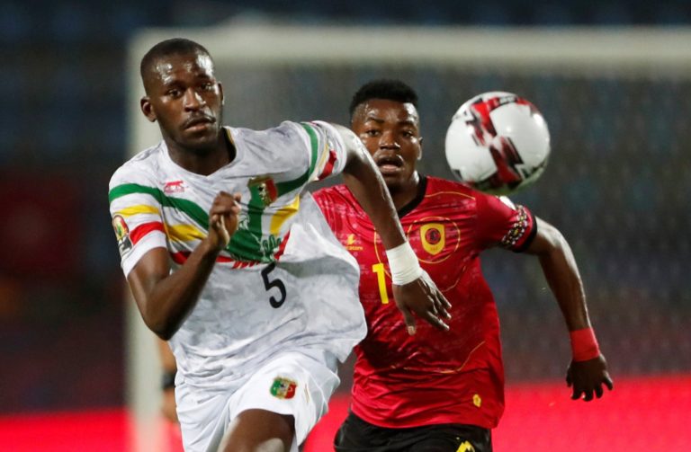 boubakar-kouyate-in-action-for-mali