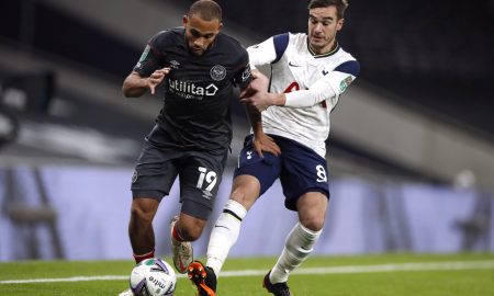 harry-winks-in-action-vs-brentford