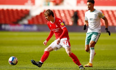 james-garner-in-action-for-nottingham-forest