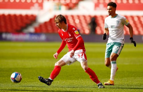 james-garner-in-action-for-nottingham-forest