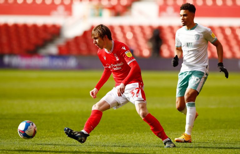 james-garner-in-action-for-nottingham-forest