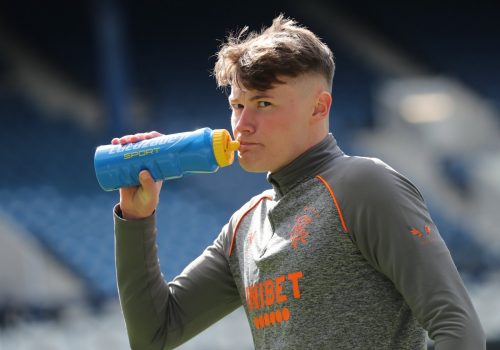 nathan-patterson-warming-up-vs-hibernian