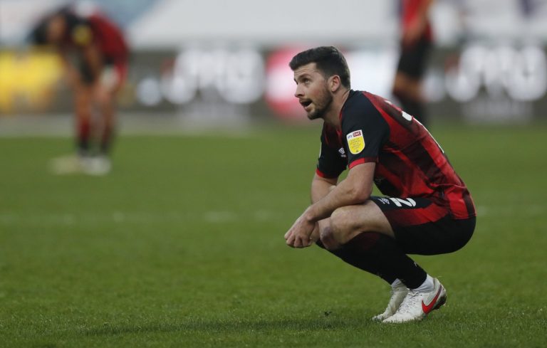 shane-long-playing-for-bournemouth