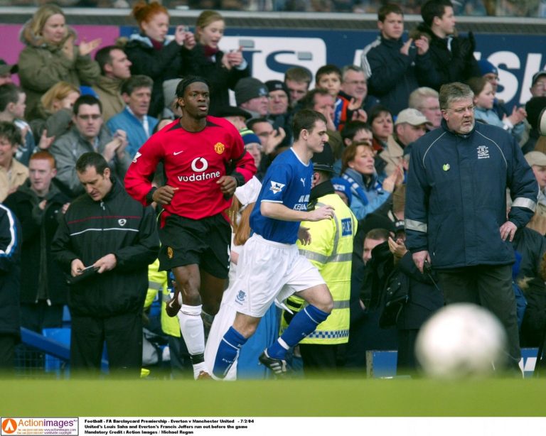 Everton: Fans flock to Francis Jeffers update