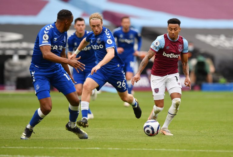 Everton: Fans react to club’s tweet hailing Tom Davies