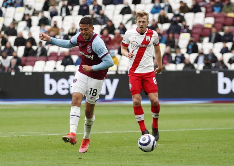 West Ham: Fans slam Pablo Fornals’ performance v Southampton