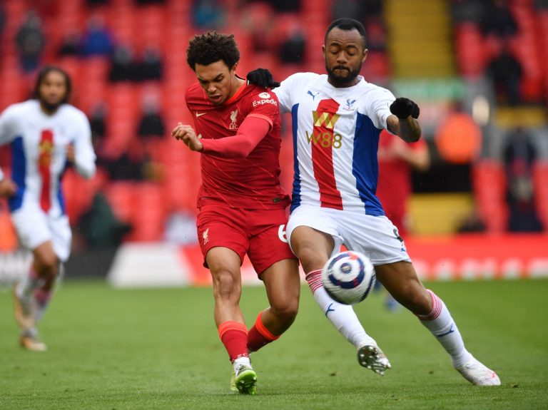 Liverpool: Fans bemoan Trent Alexander-Arnold injury
