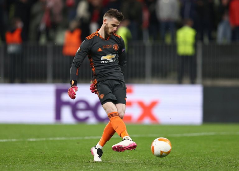 Exclusive: Keith Gillespie says Henderson has taken over De Gea as United’s first-choice