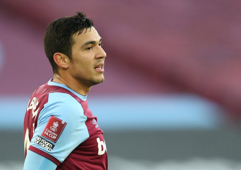West Ham: Fans upset as Fabian Balbuena confirms Irons departure