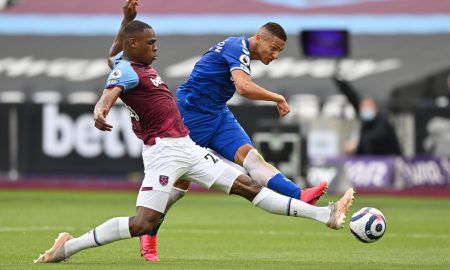 issa-diop-in-action-vs-everton