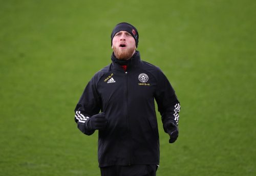 oli-mcburnie-warming-up-at-sheffield-united