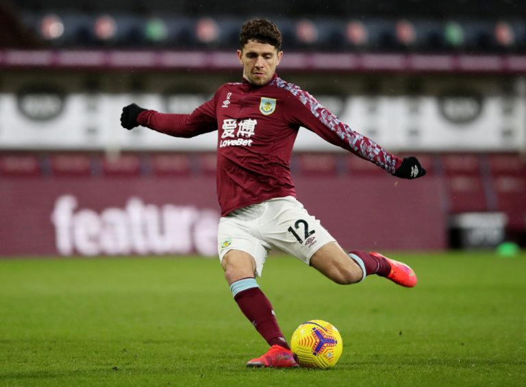 robbie-brady-warming-up-for-burnley