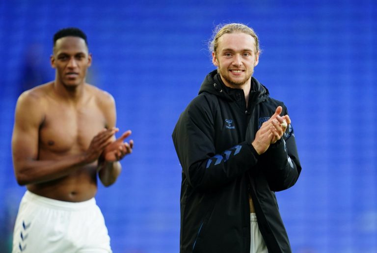 tom-davies-vs-wolves