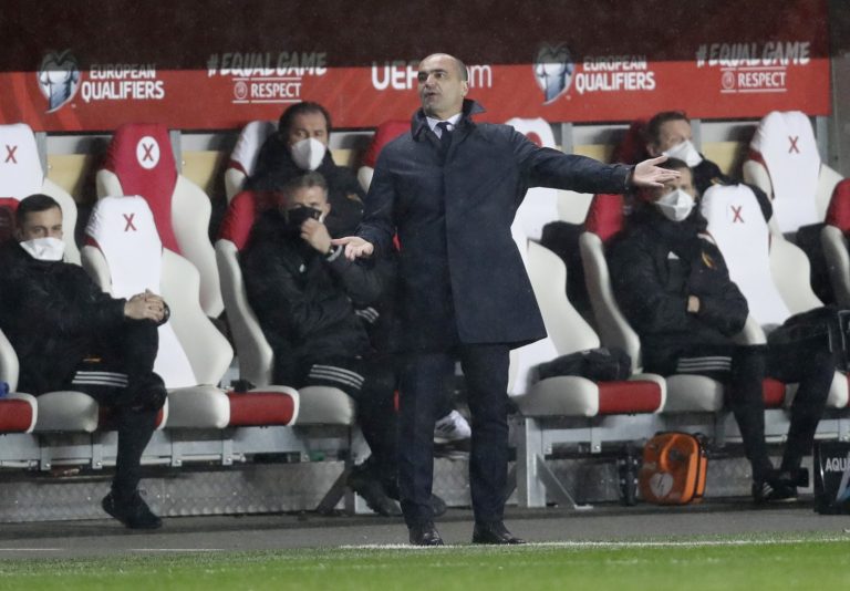 roberto martinez pushing for tottenham job.