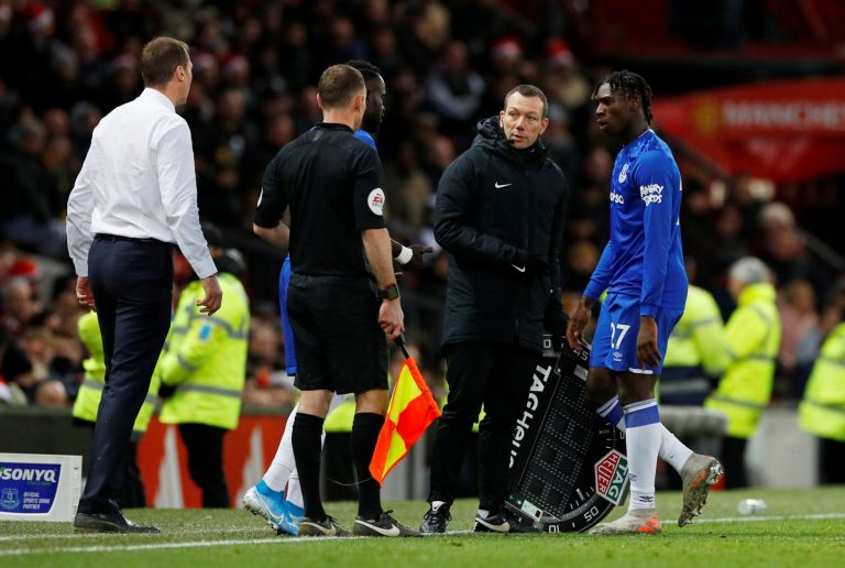 Exclusive: Sanchez thinks Kean incident has cost Duncan Ferguson the Everton job