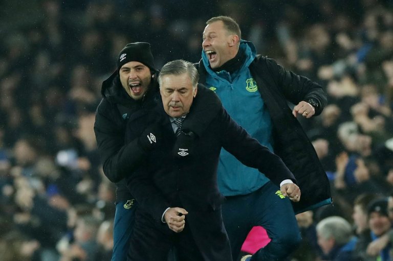 Everton: Fans react as Duncan Ferguson staying put