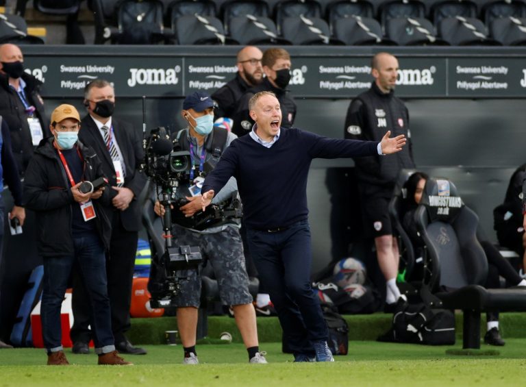 2021-05-22T192636Z_1747788899_RC27LN9GFBPS_RTRMADP_3_SOCCER-ENGLAND-SWA-BRS-REPORT
