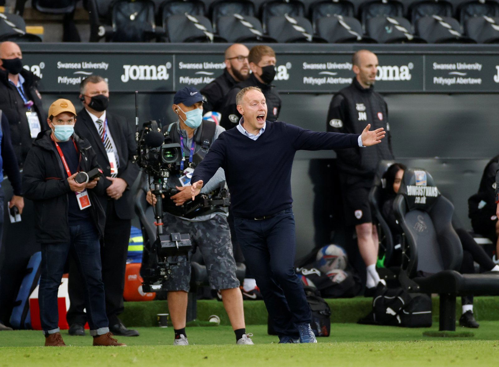 Crystal Palace: Fans react to Steve Cooper update - Crystal Palace