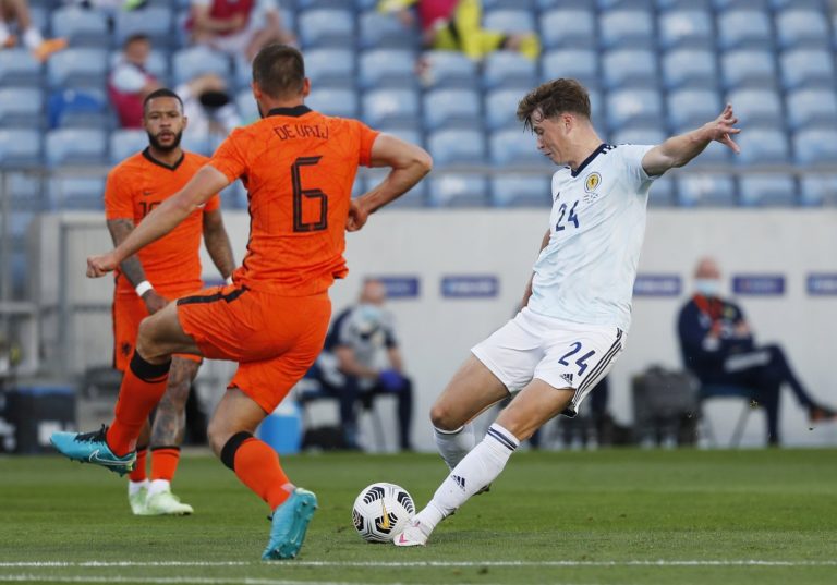 2021-06-02T185831Z_1216747994_UP1EH621GPHN7_RTRMADP_3_SOCCER-FRIENDLY-NLD-SCO-REPORT