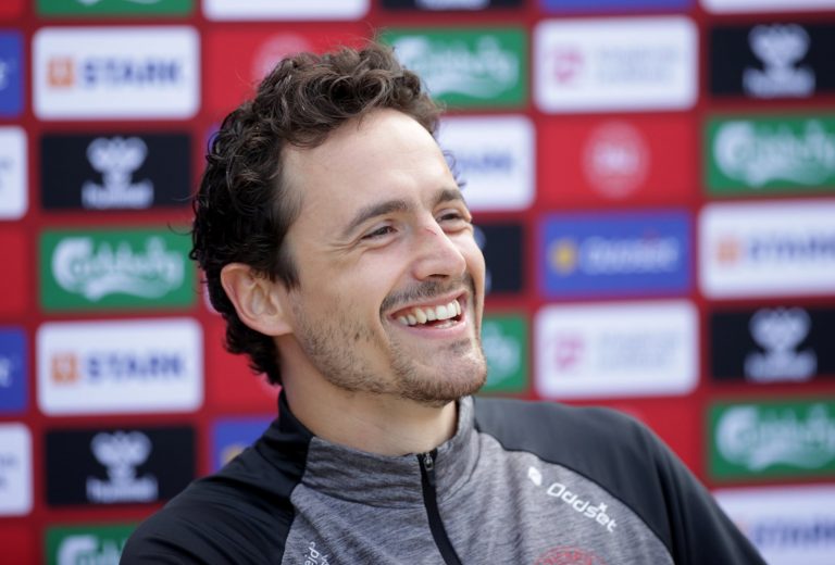 Crystal Palace: Fans react to Thomas Delaney interest